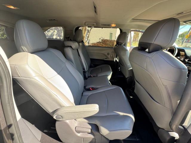 2021 Toyota Sienna XLE