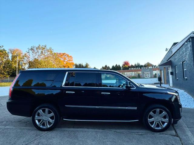 2019 Cadillac Escalade ESV Luxury