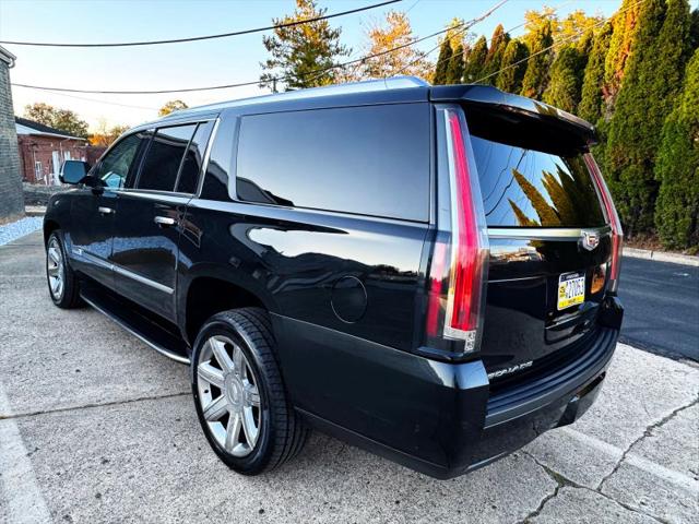 2019 Cadillac Escalade ESV Luxury