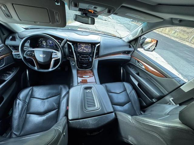 2019 Cadillac Escalade ESV Luxury