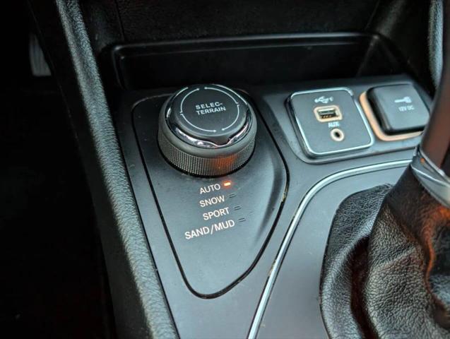 2022 Jeep Cherokee Latitude Lux 4x4
