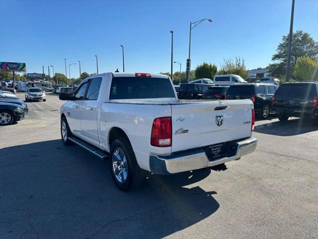 2017 Ram 1500 Big Horn Crew Cab 4x4 5'7" Box
