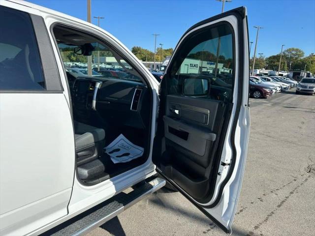 2017 Ram 1500 Big Horn Crew Cab 4x4 5'7" Box