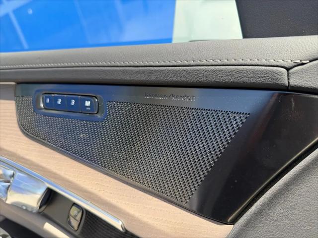 2026 Volvo XC90 Plus, B6 AWD Gas (mild hybrid), Gasoline, Bright, 7 Seats