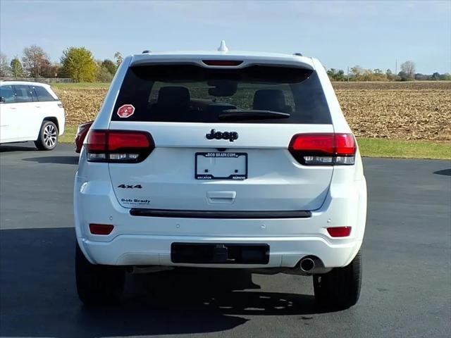 2022 Jeep Grand Cherokee Laredo X 4x4