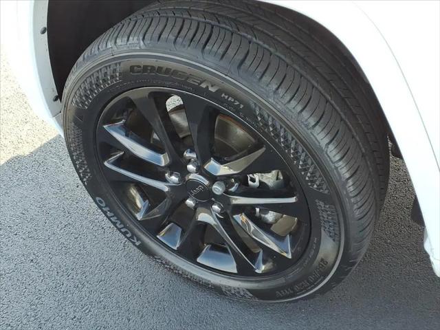 2022 Jeep Grand Cherokee Laredo X 4x4