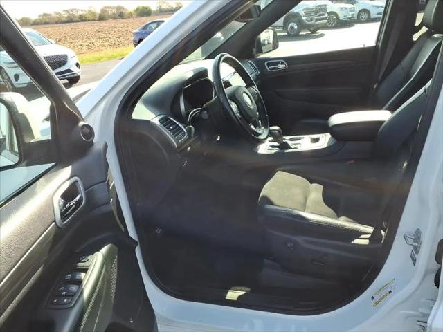 2022 Jeep Grand Cherokee Laredo X 4x4