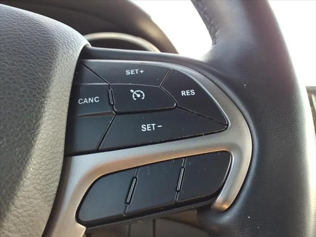 2022 Jeep Grand Cherokee Laredo X 4x4