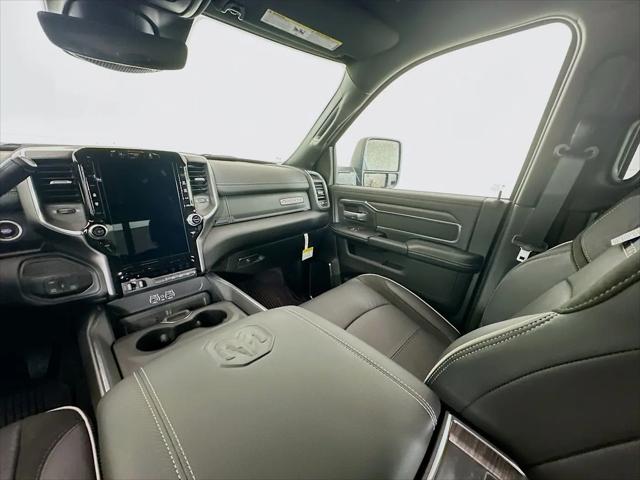 2026 Ram 3500 Laramie Crew Cab 4x4 8' Box