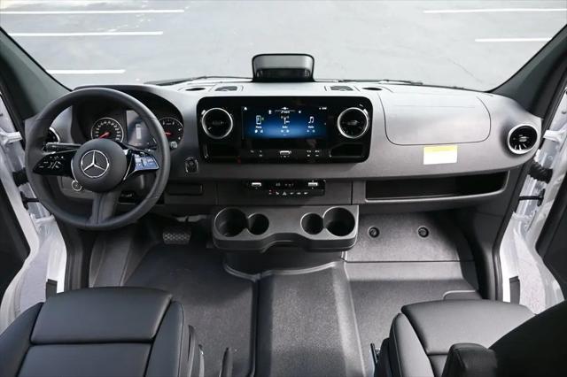 2026 Mercedes-Benz Sprinter 2500 Standard Roof 4-Cyl Diesel HO