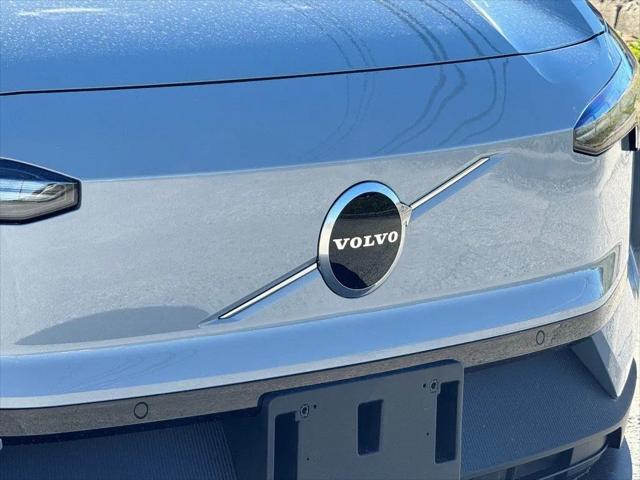 2026 Volvo EX30 Plus Twin Motor Performance, Fully electric