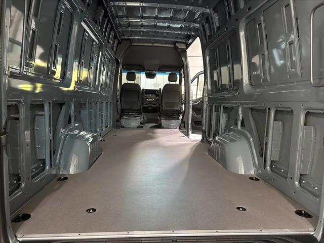 2026 Mercedes-Benz Sprinter 2500 High Roof 4-Cyl Diesel HO