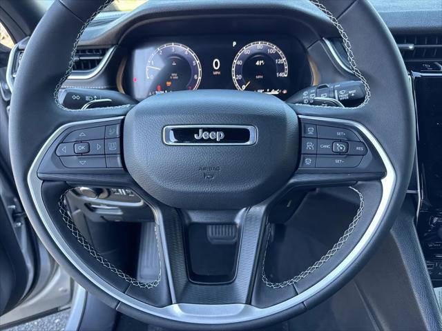 2025 Jeep Grand Cherokee L Laredo X 4x4