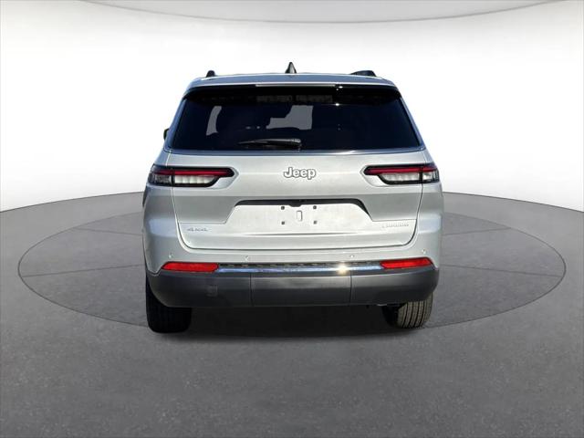 2025 Jeep Grand Cherokee L Laredo X 4x4