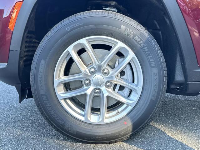 2025 Jeep Grand Cherokee L Laredo X 4x4