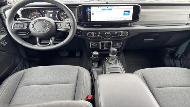 2025 Jeep Wrangler 4-Door Summit 4x4