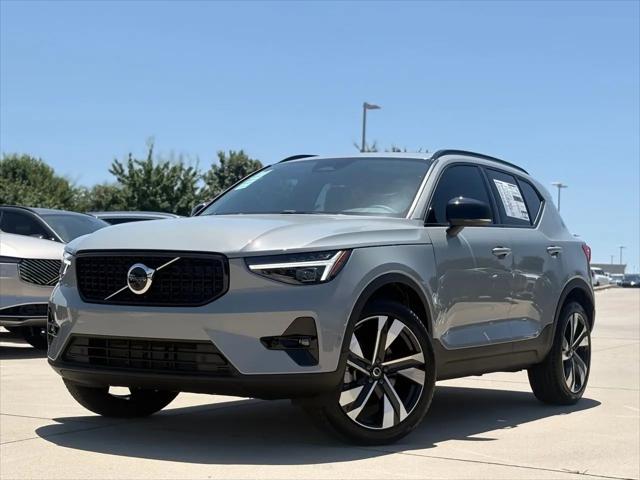 2026 Volvo XC40 Plus, B4 FWD Gas (mild hybrid), Dark for sale in Frisco, TX