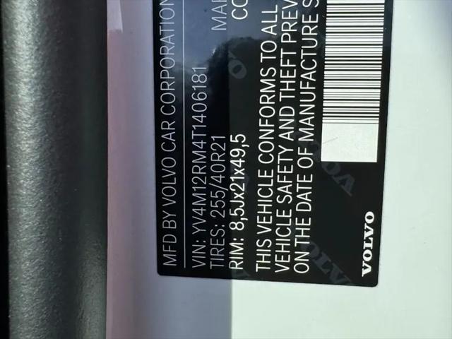 2026 Volvo XC60 B5 Ultra