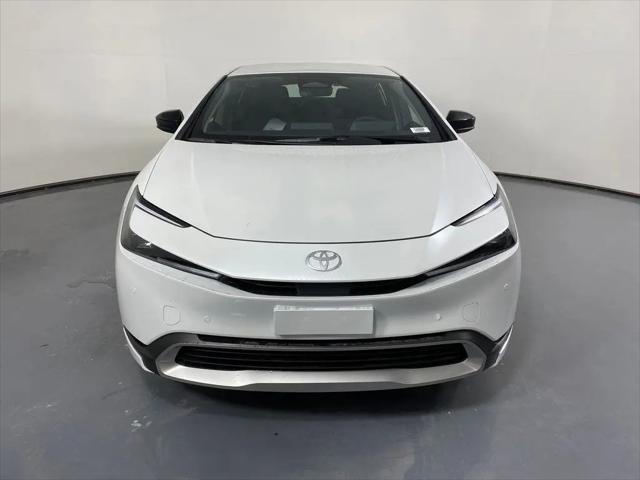 2026 Toyota Prius Plug-In SE