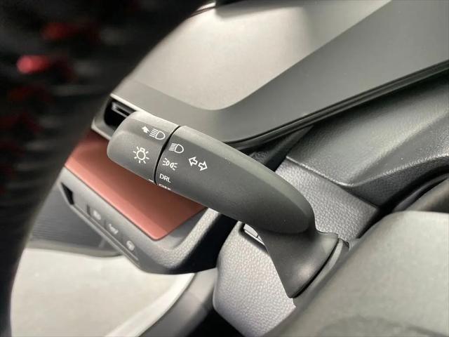 2026 Toyota Prius Plug-In SE