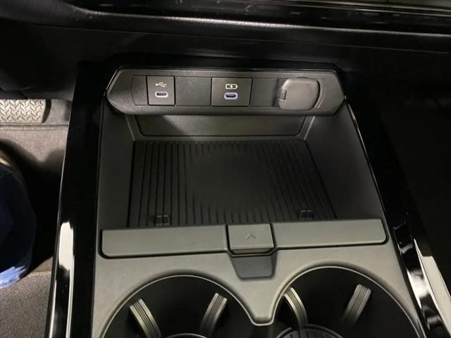 2026 Toyota Prius Plug-In SE