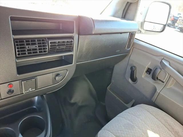 2023 Chevrolet Express Cutaway Work Van