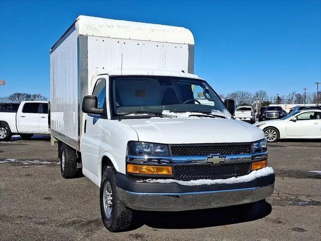 2023 Chevrolet Express Cutaway Work Van