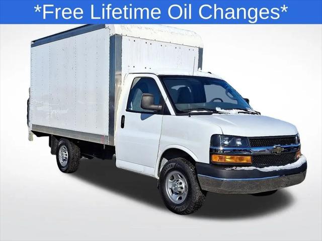 2023 Chevrolet Express Cutaway Work Van