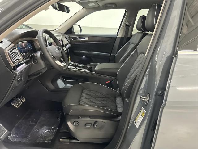 2026 Volkswagen Atlas SEL Premium R-Line
