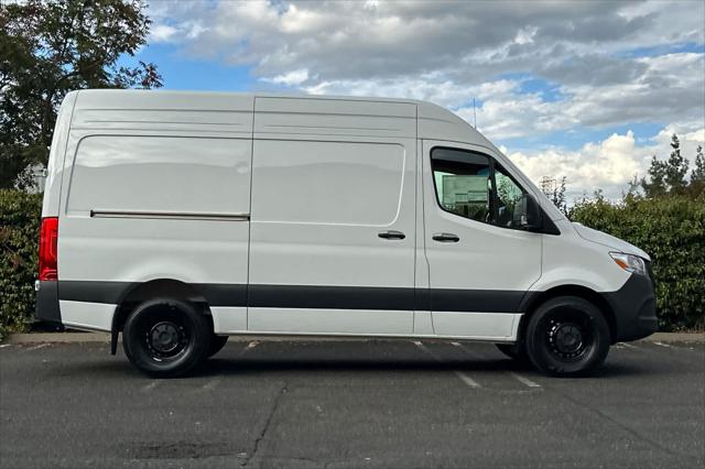 2026 Mercedes-Benz Sprinter Cargo Van 2500 Standard Roof I4 Diesel 144 RWD
