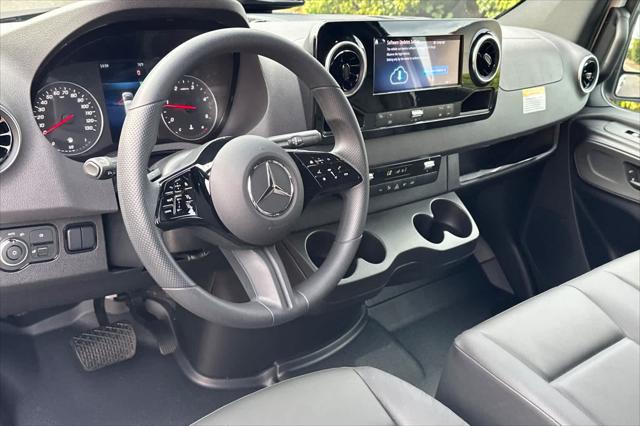 2026 Mercedes-Benz Sprinter Cargo Van 2500 Standard Roof I4 Diesel 144 RWD