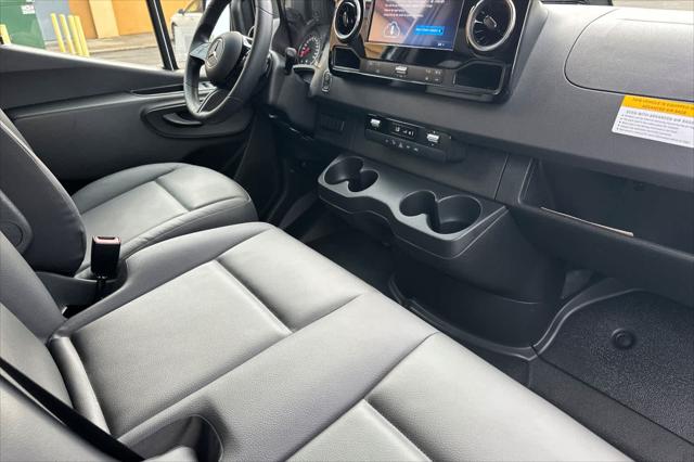 2026 Mercedes-Benz Sprinter Cargo Van 2500 Standard Roof I4 Diesel 144 RWD