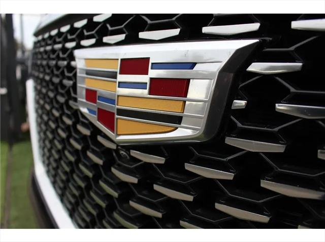2023 Cadillac Escalade ESV 4WD Luxury