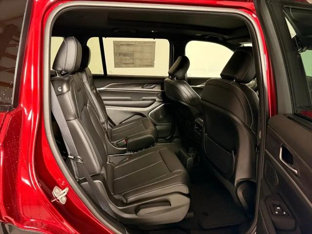 2025 Jeep Grand Cherokee L Limited 4x4