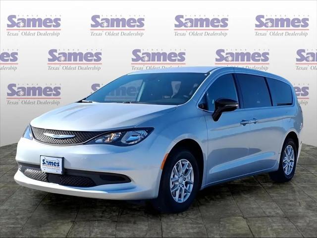 2026 Chrysler Voyager LX