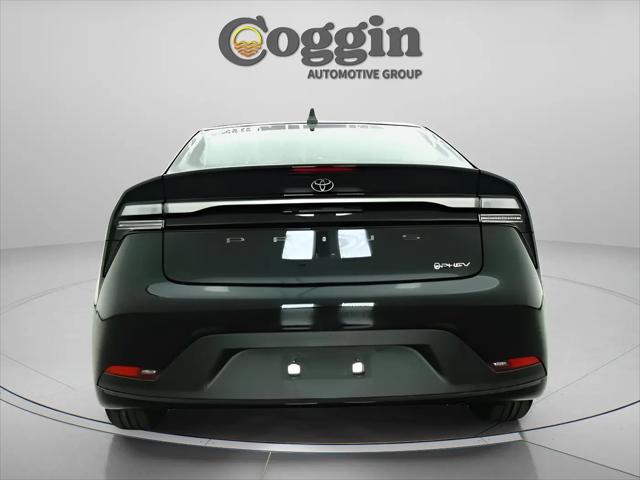 2026 Toyota Prius Plug-In SE