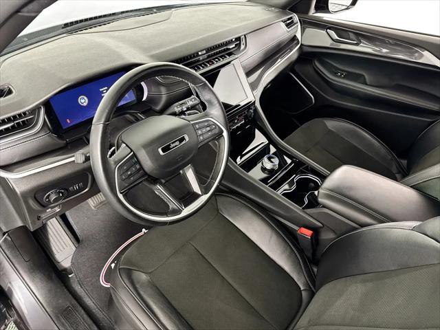 2022 Jeep Grand Cherokee L Altitude 4x4