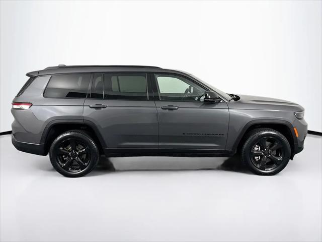 2022 Jeep Grand Cherokee L Altitude 4x4