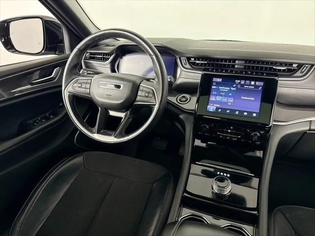 2022 Jeep Grand Cherokee L Altitude 4x4