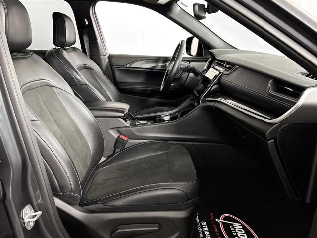2022 Jeep Grand Cherokee L Altitude 4x4