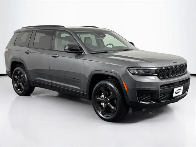 2022 Jeep Grand Cherokee L Altitude 4x4