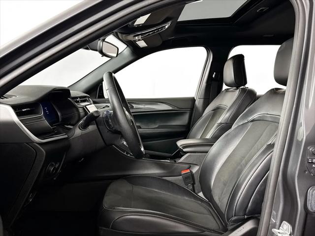 2022 Jeep Grand Cherokee L Altitude 4x4