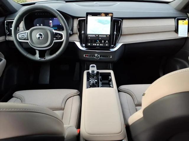 2026 Volvo XC90 Ultra, B6 AWD Gas (mild hybrid), Gasoline, Bright, 7 Seats