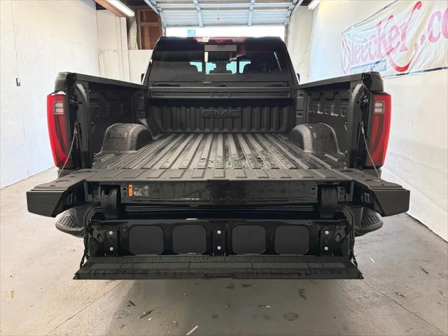2026 GMC Sierra 2500HD Crew Cab, Standard Bed, Denali, 4WD