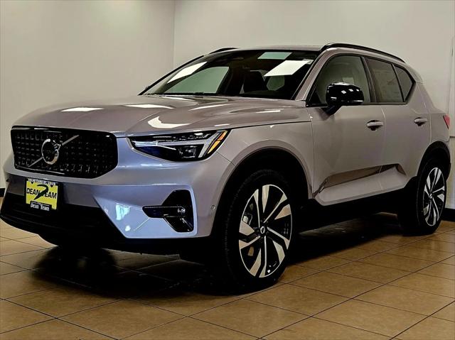 2026 Volvo XC40 Ultra, B5 AWD Gas (mild hybrid), Dark