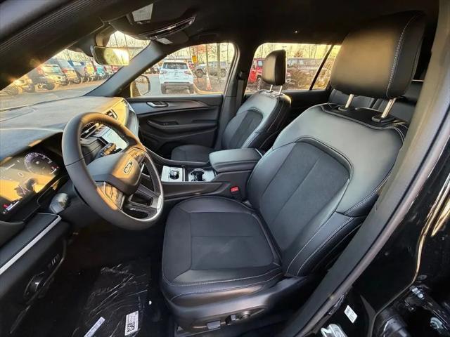 2025 Jeep Grand Cherokee L Altitude 4x4