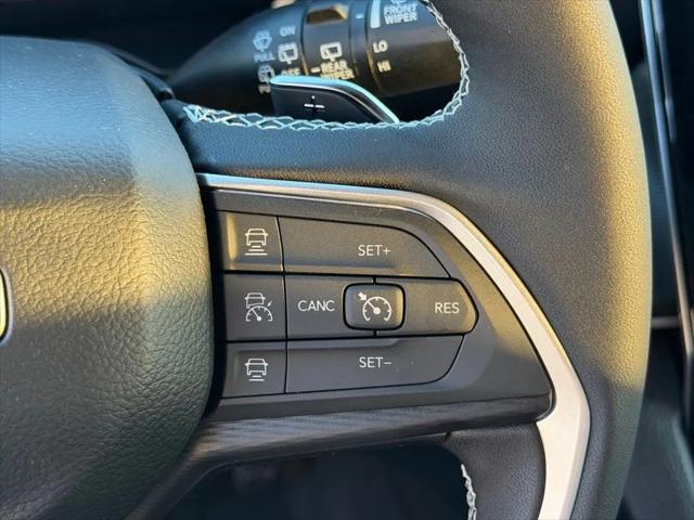 2025 Jeep Grand Cherokee L Altitude 4x4