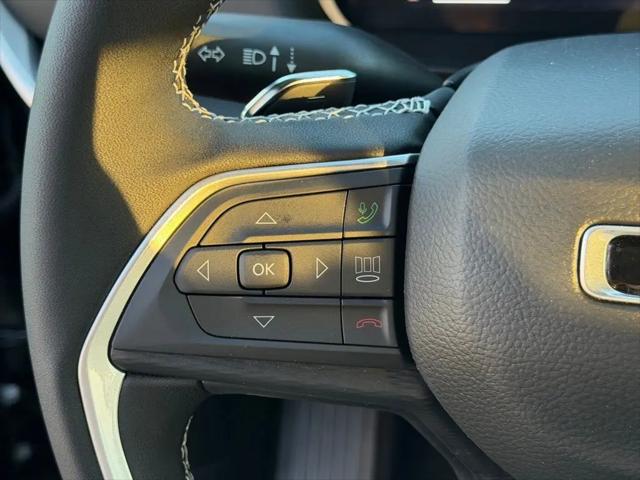 2025 Jeep Grand Cherokee L Altitude 4x4