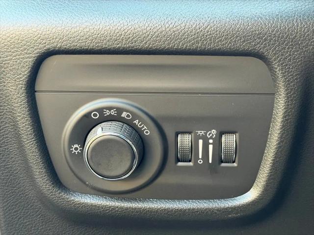 2025 Jeep Grand Cherokee L Altitude 4x4