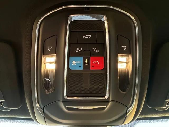 2025 Jeep Grand Cherokee L Altitude 4x4